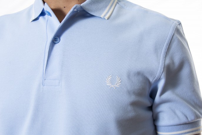 Polo FRED PERRY azul celeste